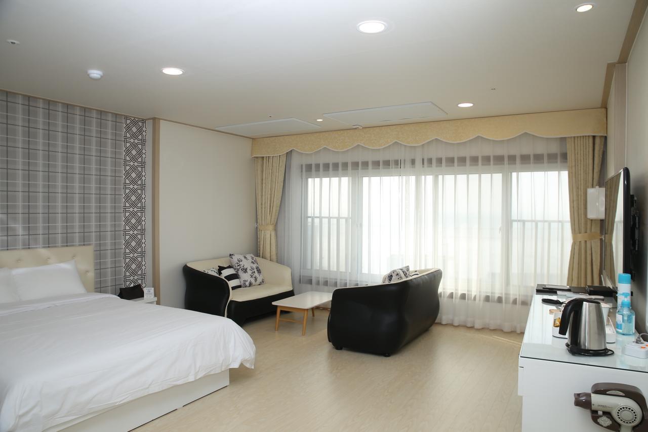 Daebudo Tourist Hotel Ansan Exterior foto